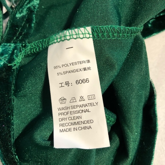 Emerald Green Velvet Pajama Set - Picture 13 of 16